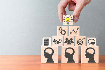 五年级下册科学题现在的家鸡是怎么来的-